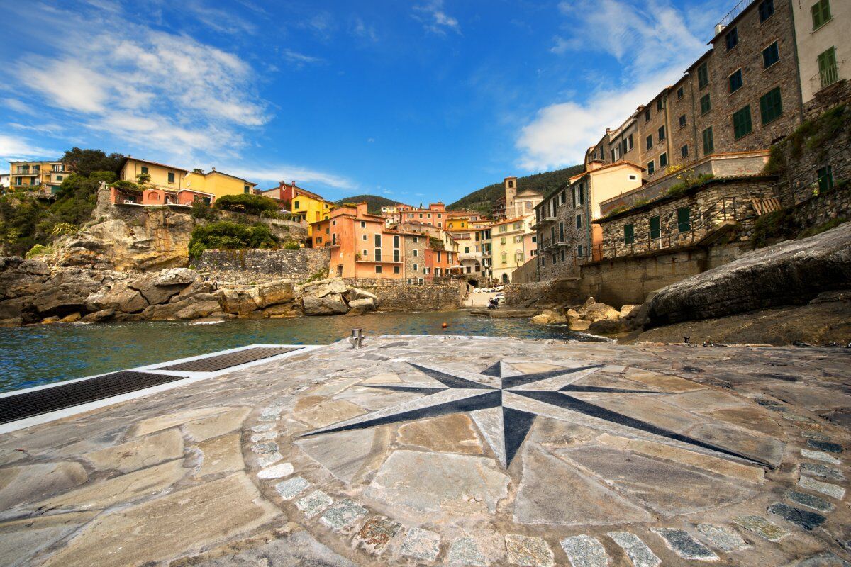 Da Tellaro a Montemarcello: Anello Panoramico nel Golfo dei Poeti desktop picture