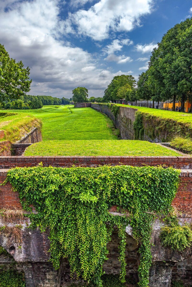 Lucca inedita: un armonioso Tour con vista sulla Città Lucca inedita: un armonioso Tour con vista sulla Città desktop picture