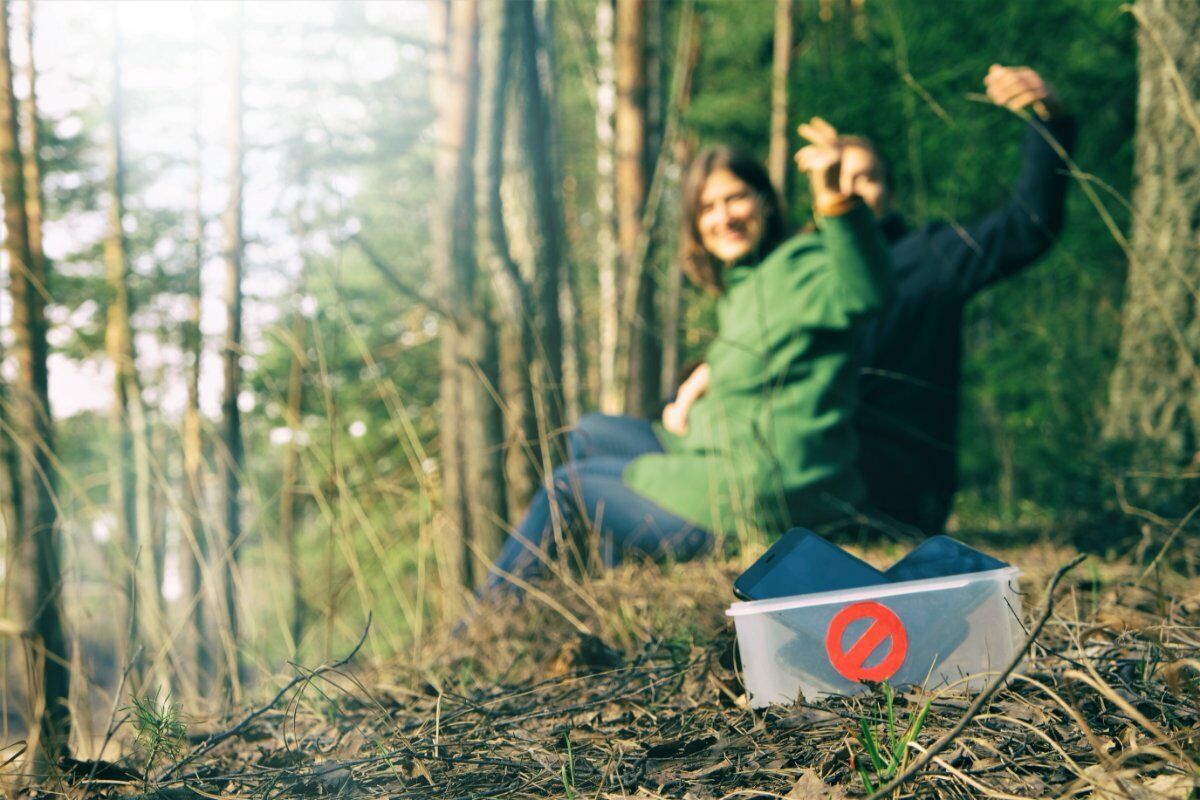 Immersi nella Natura, Lontani dal Digitale: Passeggiata con Degustazione desktop picture