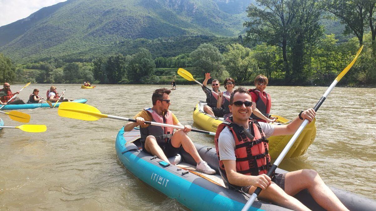 Fine settimana in Valpolicella: Kayak nelle Acque dell'Adige e Degustazione Vini desktop picture
