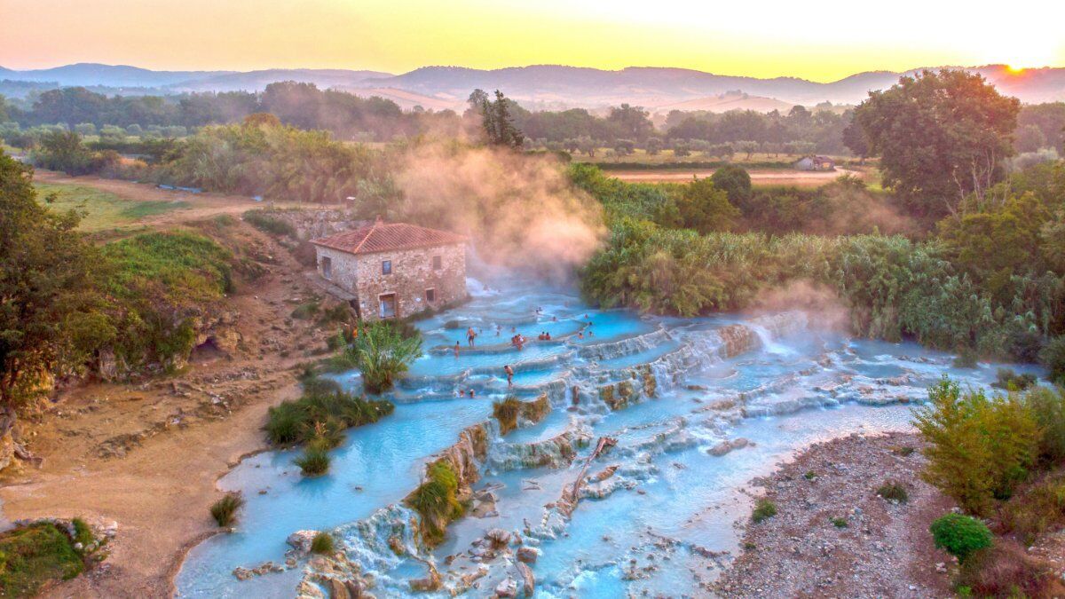 Saturnia ed i borghi di Sorano, Pitigliano, Sovana Saturnia ed i borghi di Sorano, Pitigliano, Sovana desktop picture