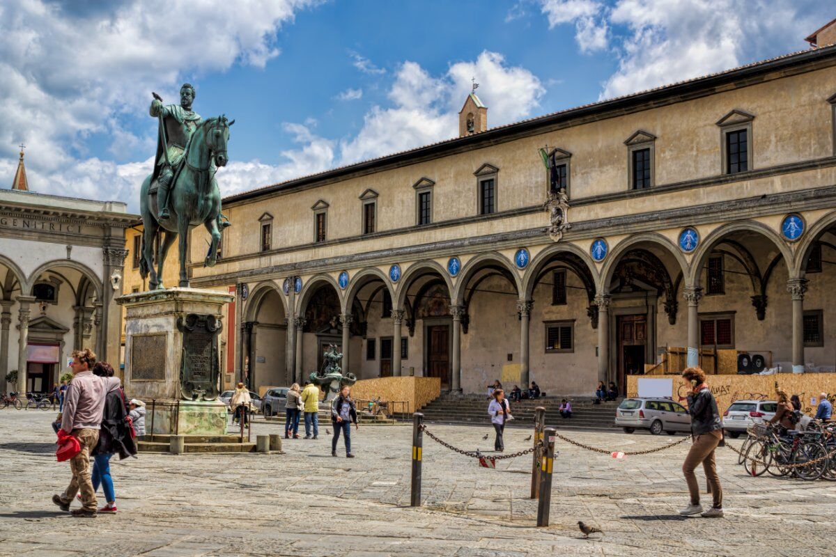 I Tesori Nascosti di Firenze: lo Spedale degli Innocenti (Online) desktop picture