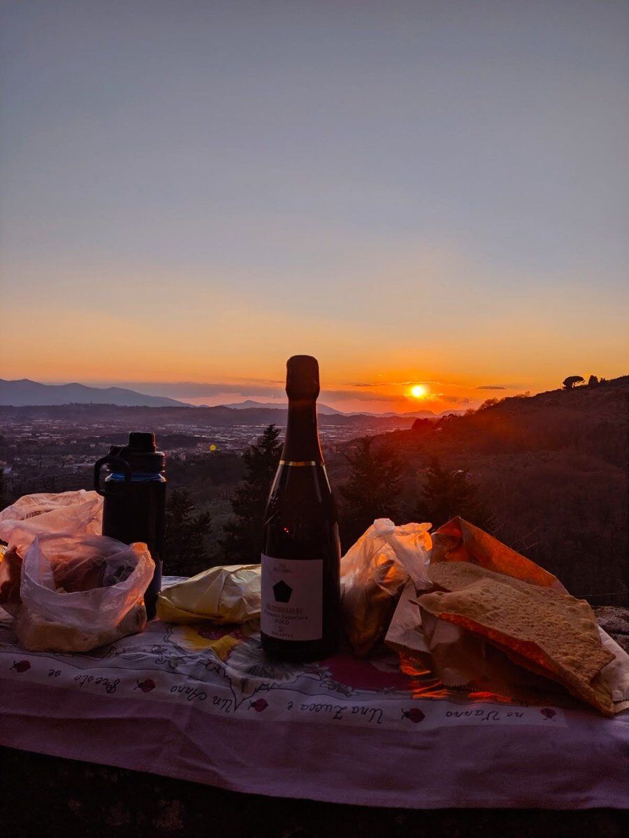 Tra i Borghi della Valdinievole: Escursione e Apericena al Tramonto desktop picture