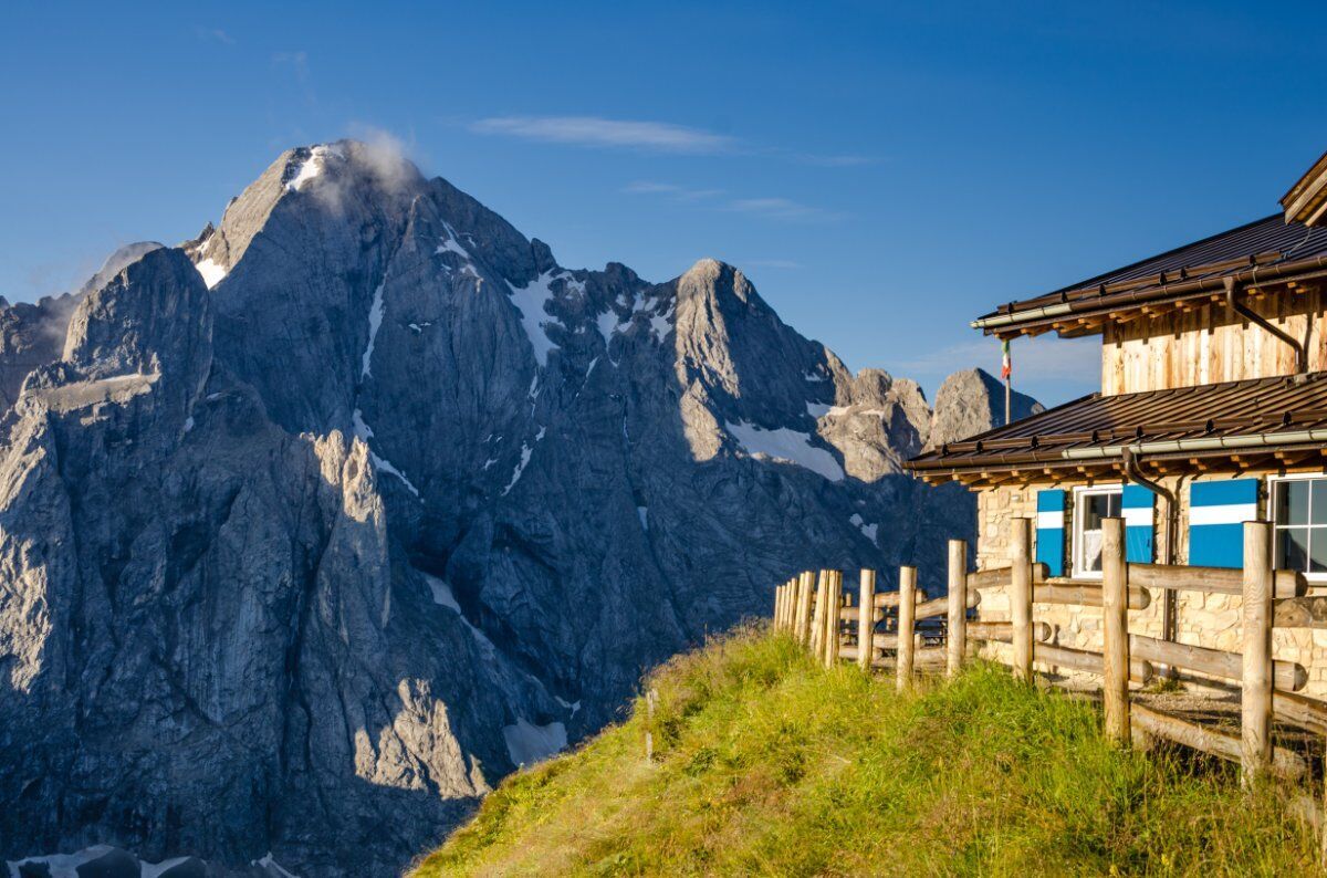 Una Settimana di Trekking tra le Meraviglie del Trentino Alto Adige desktop picture