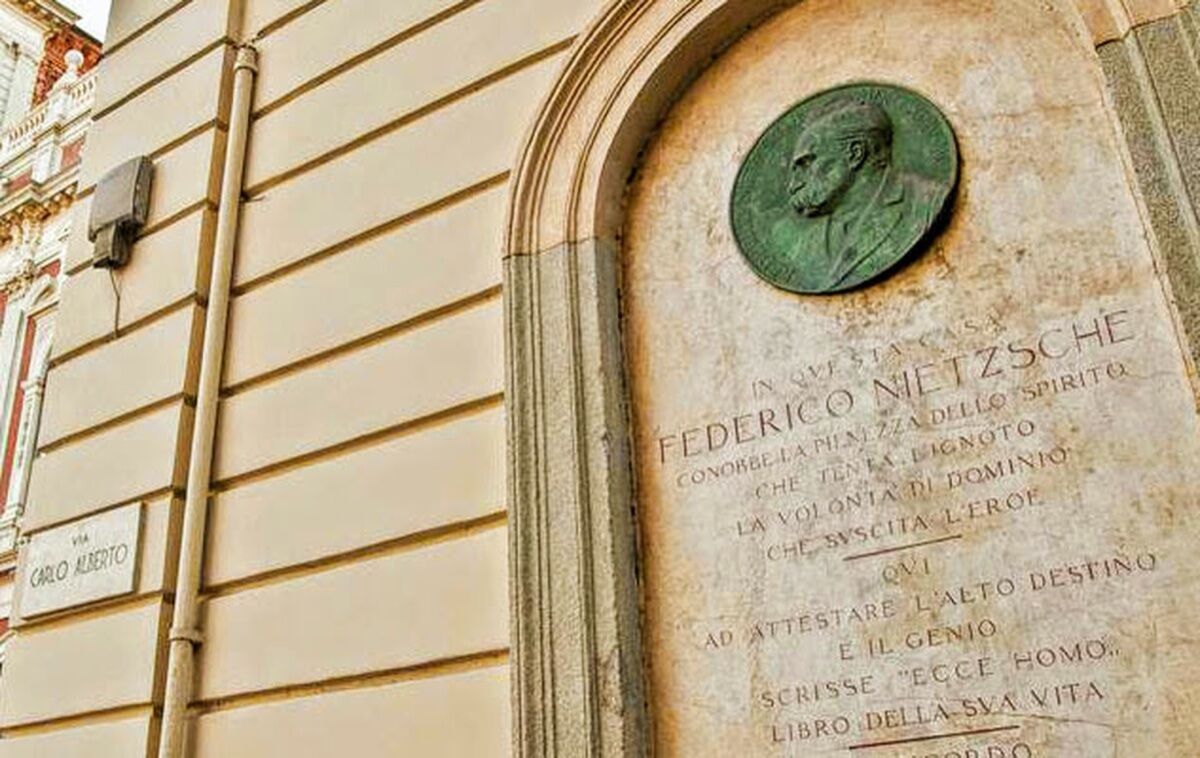 Passeggiata Letteraria: La Torino degli Scrittori e dei Filosofi Passeggiata Letteraria: La Torino degli Scrittori e dei Filosofi desktop picture