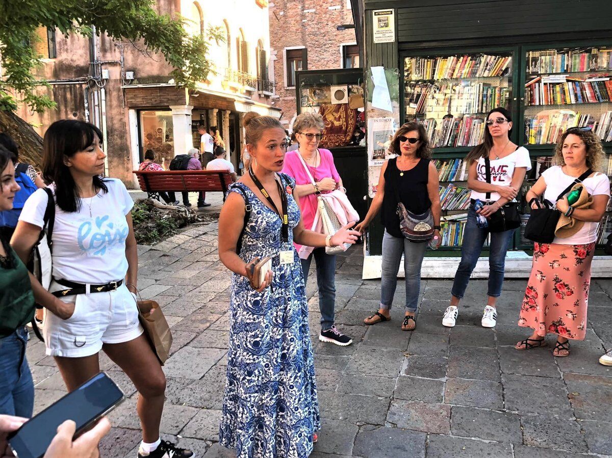 Bacaro Tour a Cannaregio: immersione negli autentici sapori Veneziani desktop picture