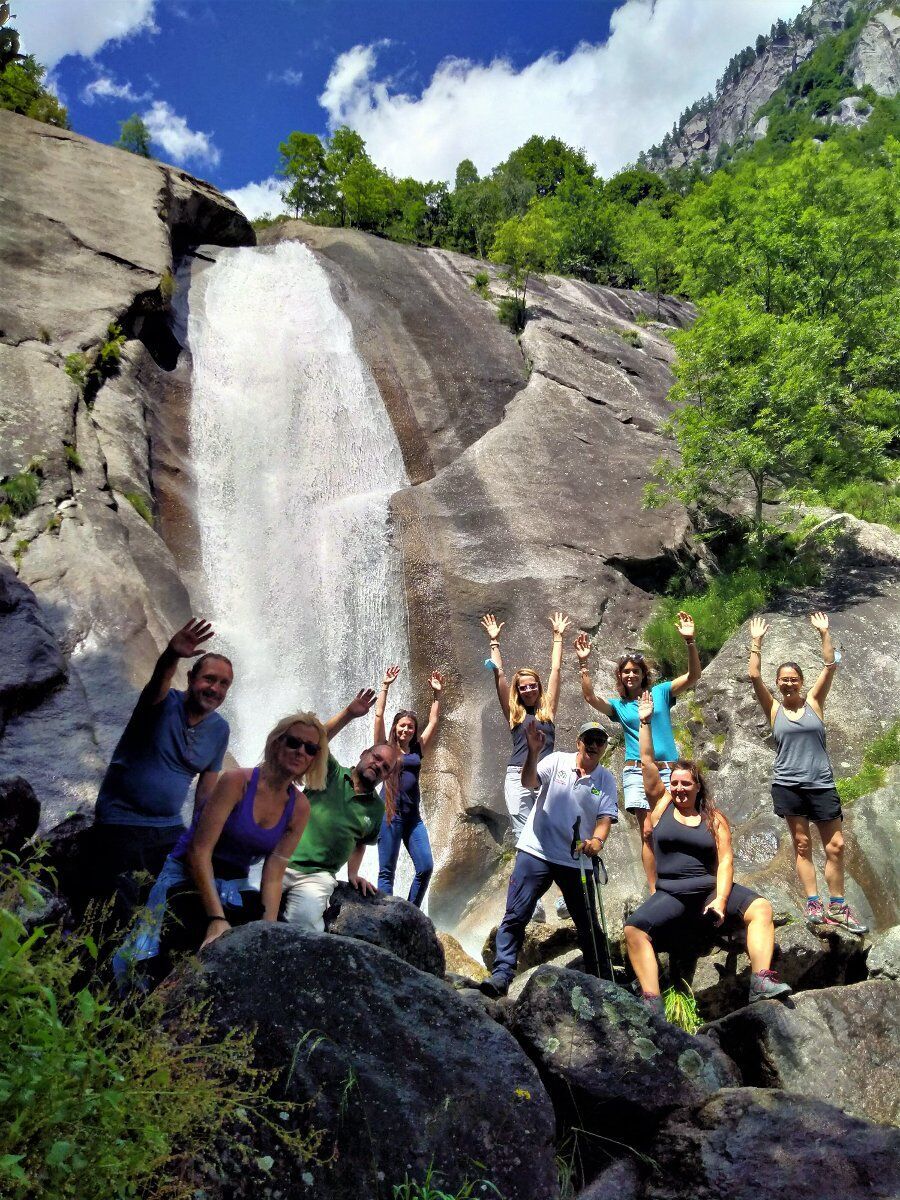 Camminata nella Yosemite Italiana: la Val di Mello e la Cascata del Ferro desktop picture