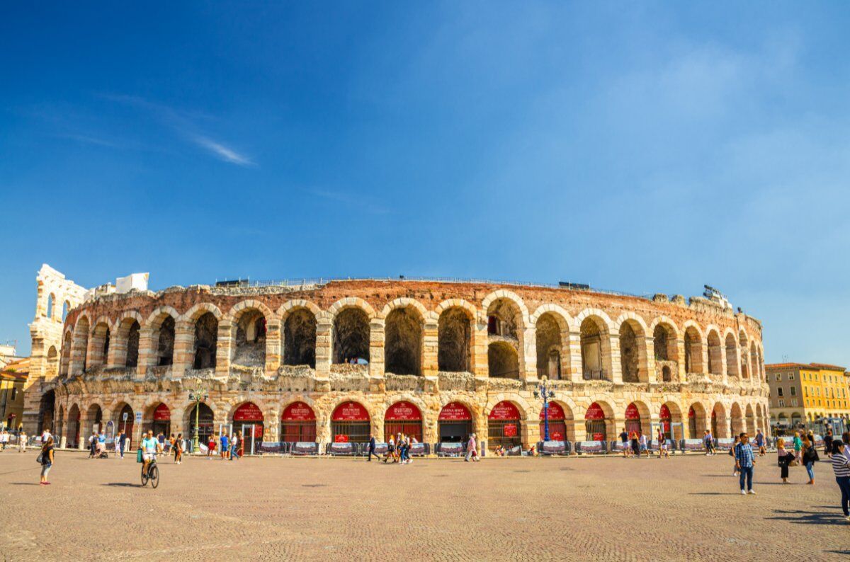 Trekking Urbano a Verona sulle orme di Dante Alighieri desktop picture