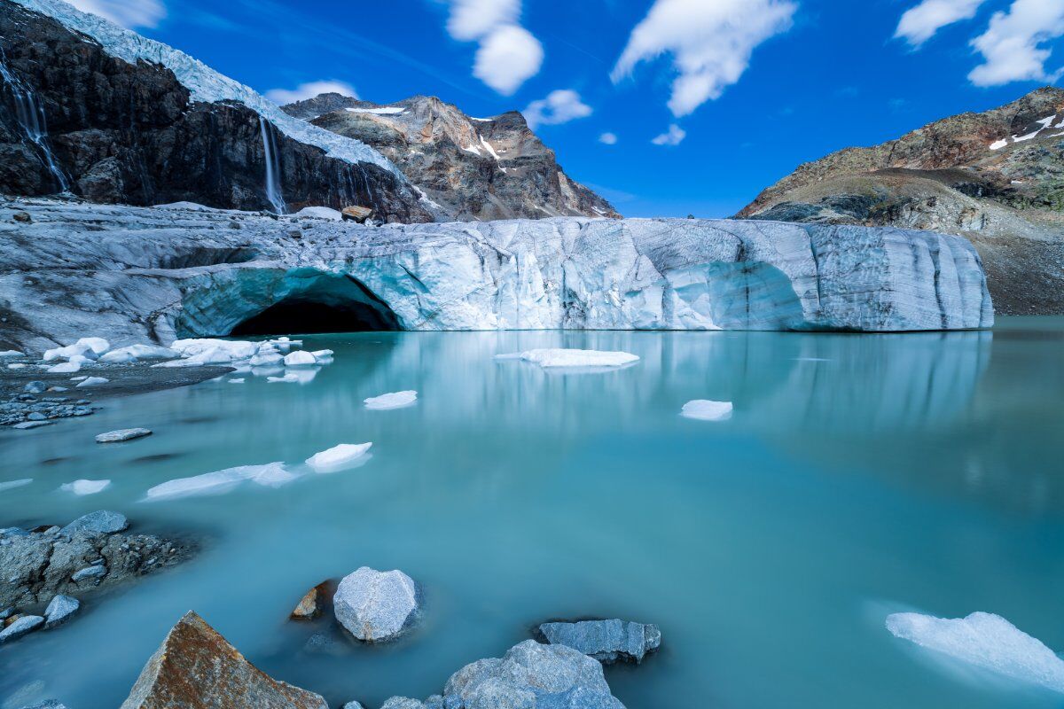 Trekking al Ghiacciaio Fellaria: nel cuore della Valmalenco Trekking al Ghiacciaio Fellaria: nel cuore della Valmalenco desktop picture