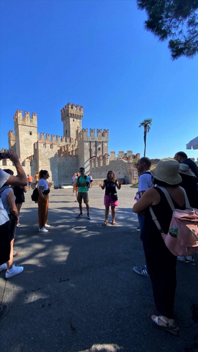 Tour Guidato di Sirmione e delle Grotte di Catullo desktop picture