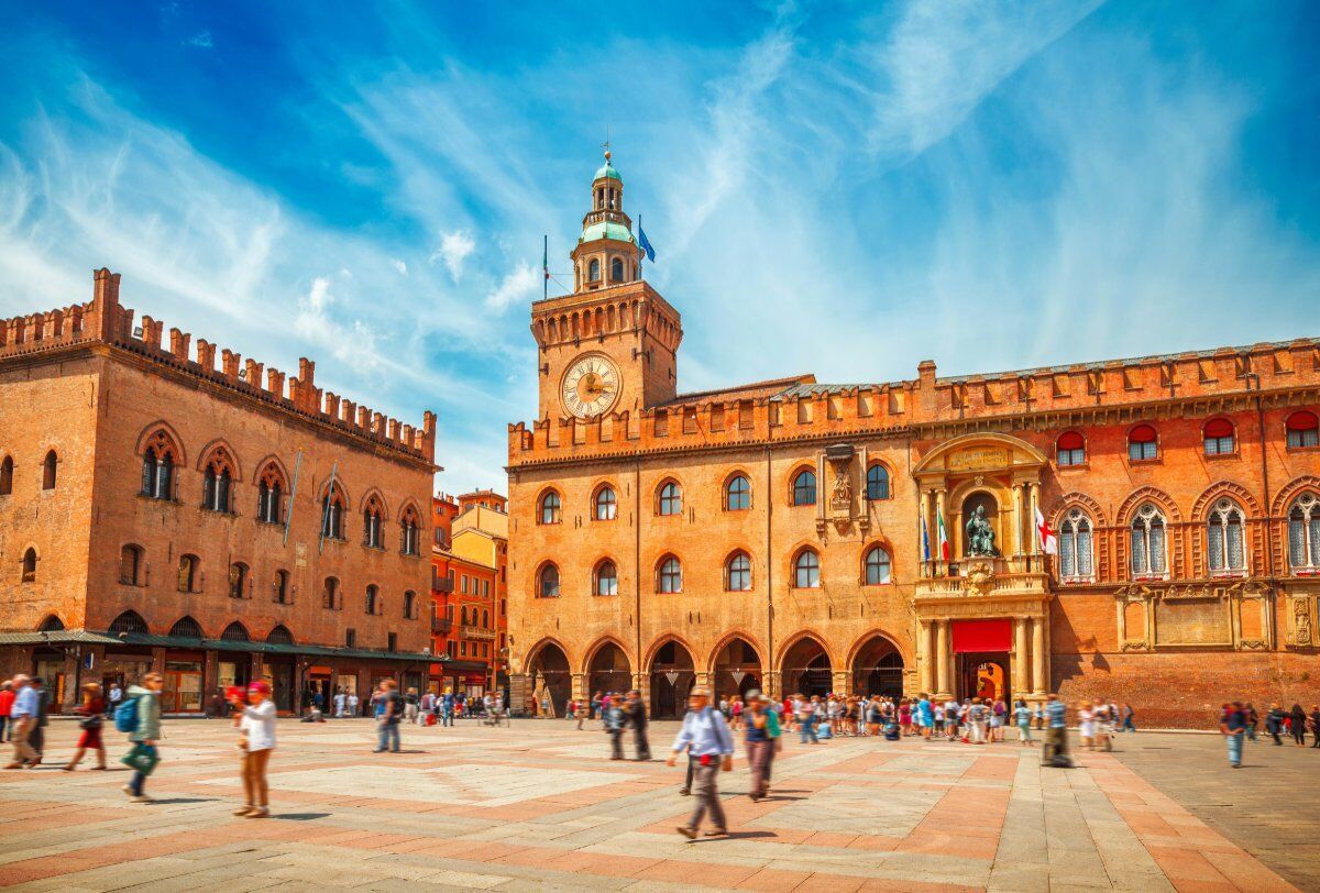 Visita Guidata della Bologna Noir: I Gialli della Città Rossa desktop picture