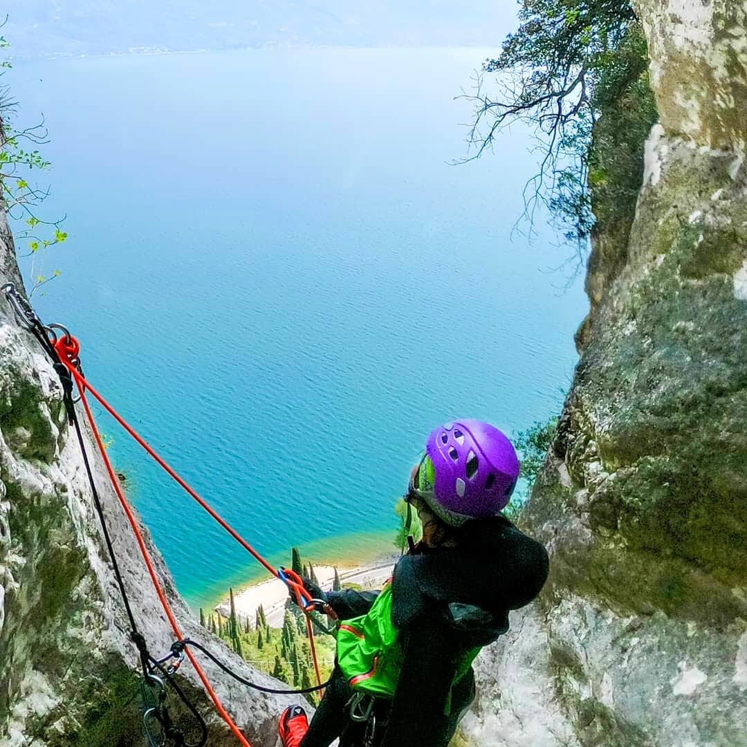 Canyoning Spettacolare tra le Cascate di Tignale sul Lago di Garda desktop picture