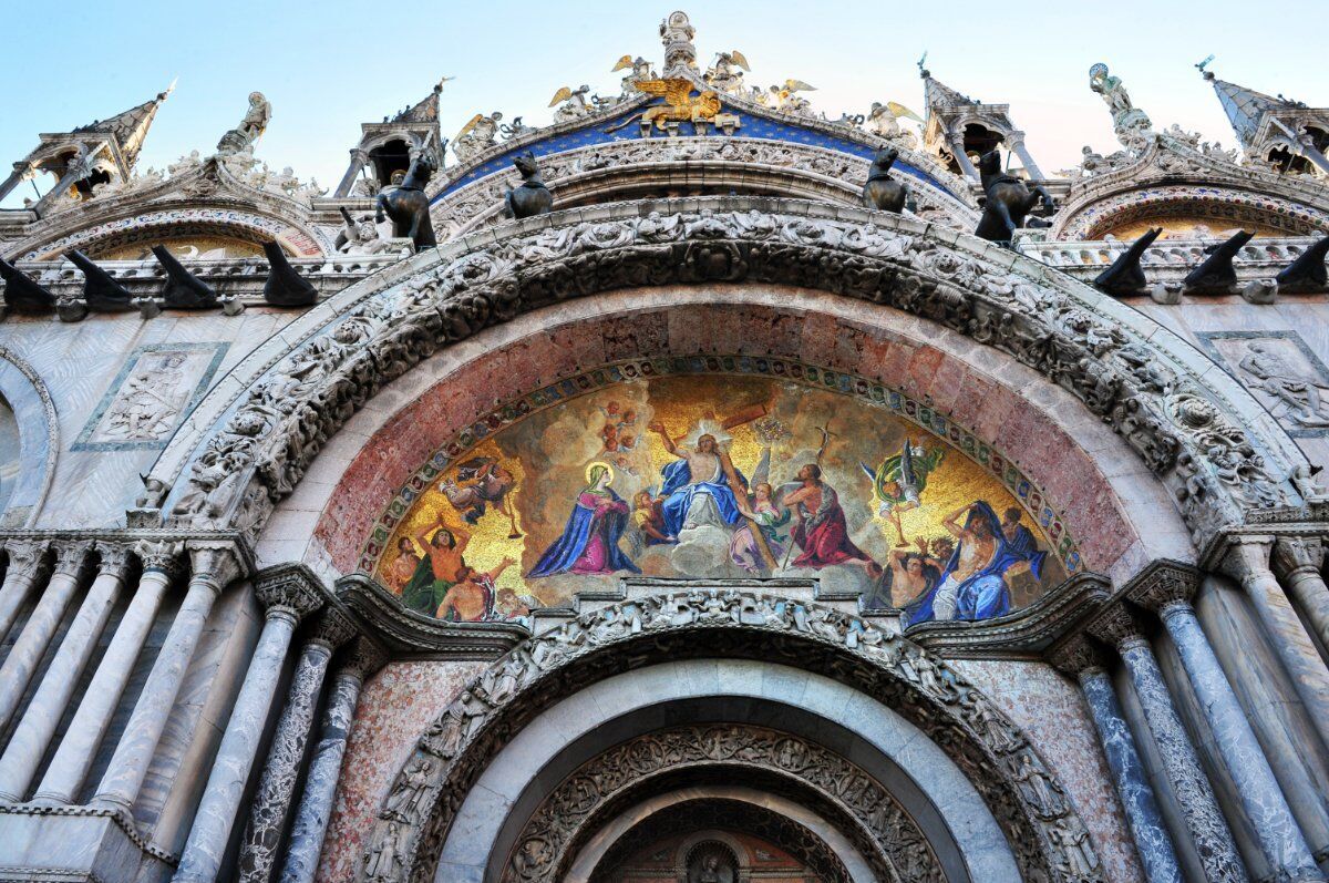Tour inedito in Piazza San Marco: tra astrologia e mitologia desktop picture