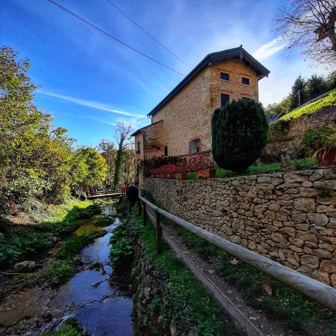 Escursione alla Valle dei Mulini con Pranzo in Villa Godi Malinverni desktop picture