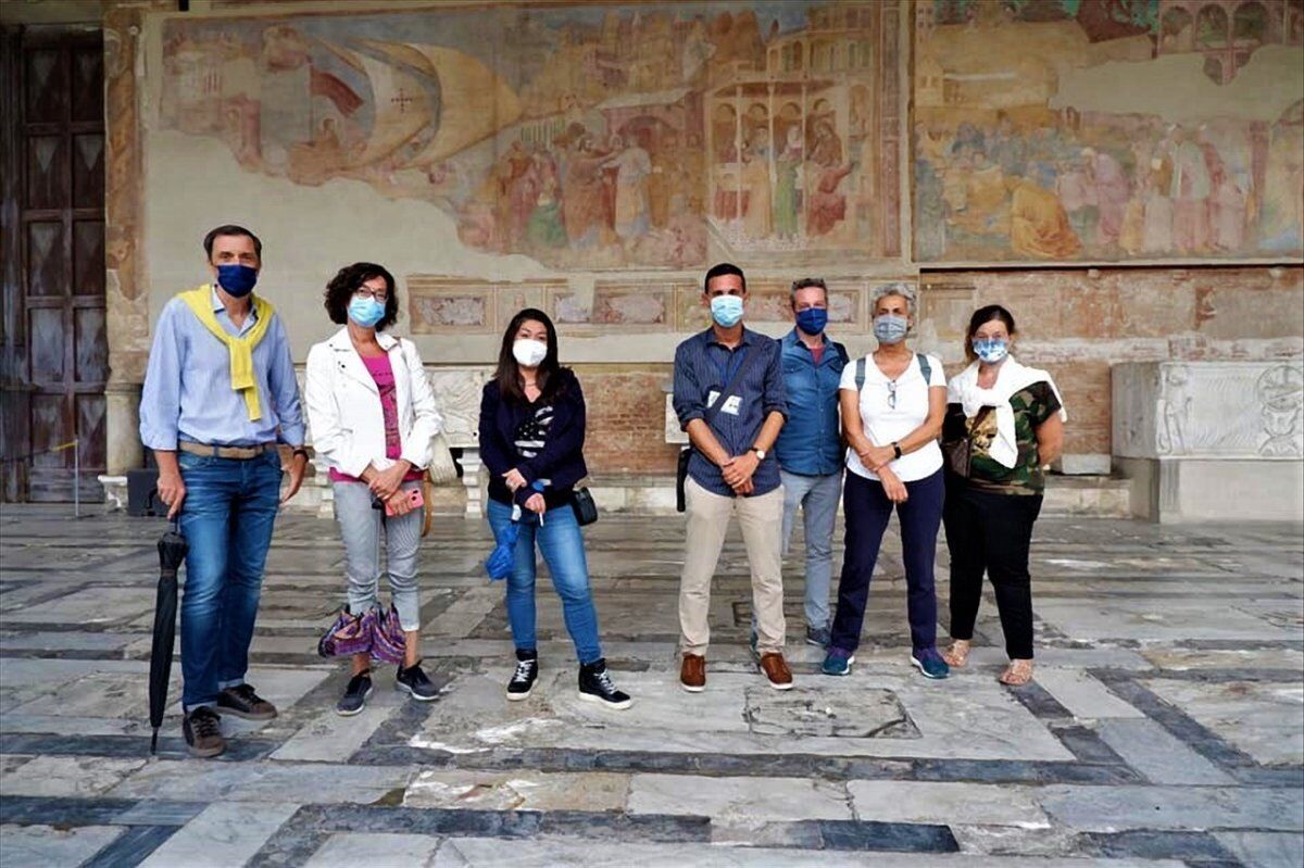 Visita guidata al Camposanto: tra storia, arte e religione desktop picture