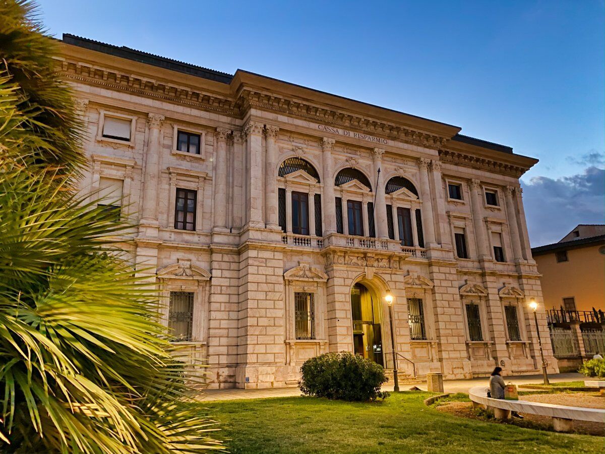 I Palazzi di Pisa: Tour Guidato da Piazza dei Cavalieri al Lungarno desktop picture