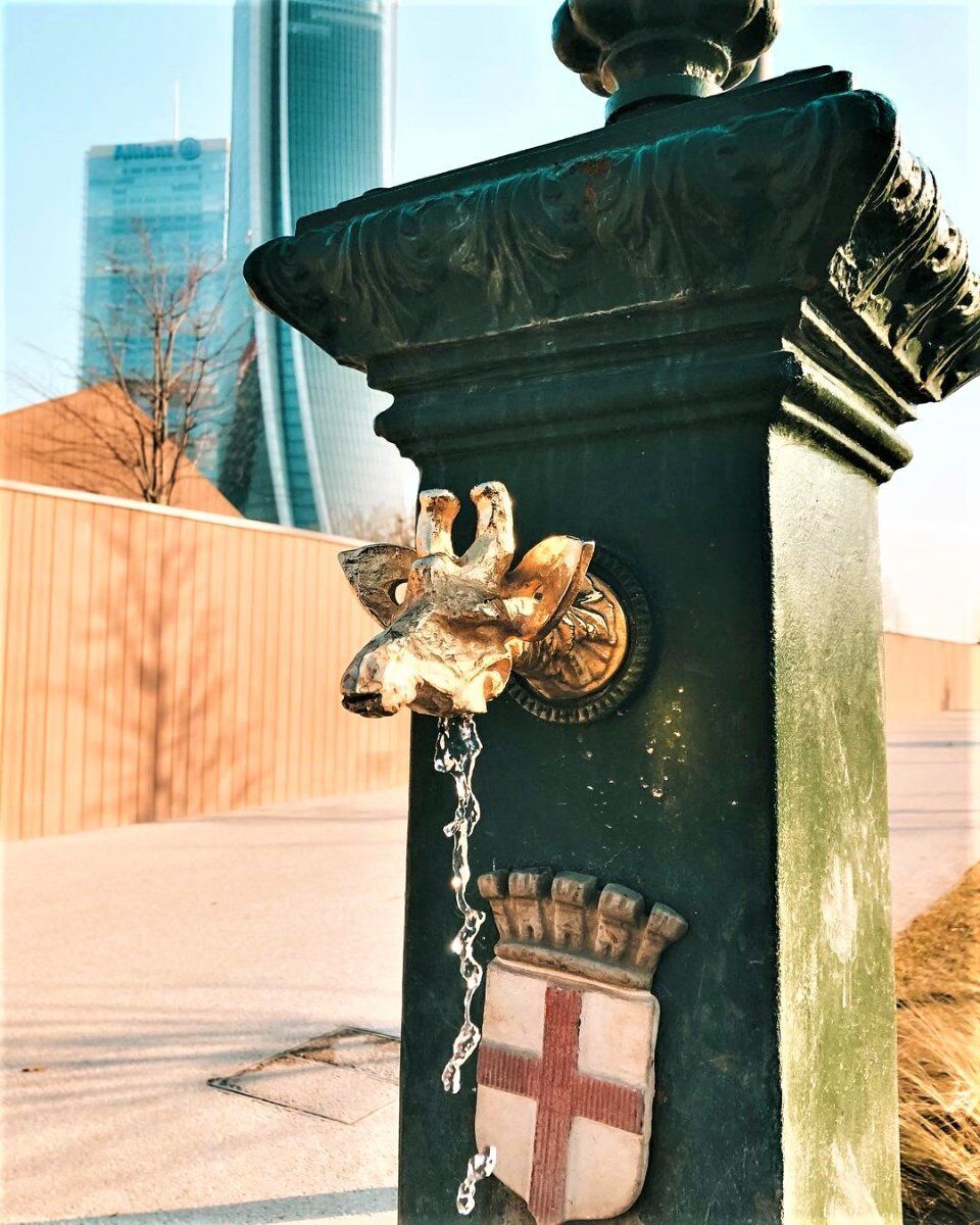 Le Storie Insolite di Milano: Un Tour attraverso l’Arredo Urbano Le Storie Insolite di Milano: Un Tour attraverso l’Arredo Urbano desktop picture