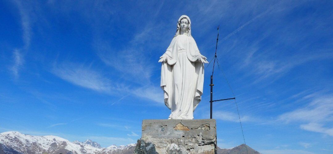 Rocca Sella: Trekking con Vista sulle Alpi desktop picture