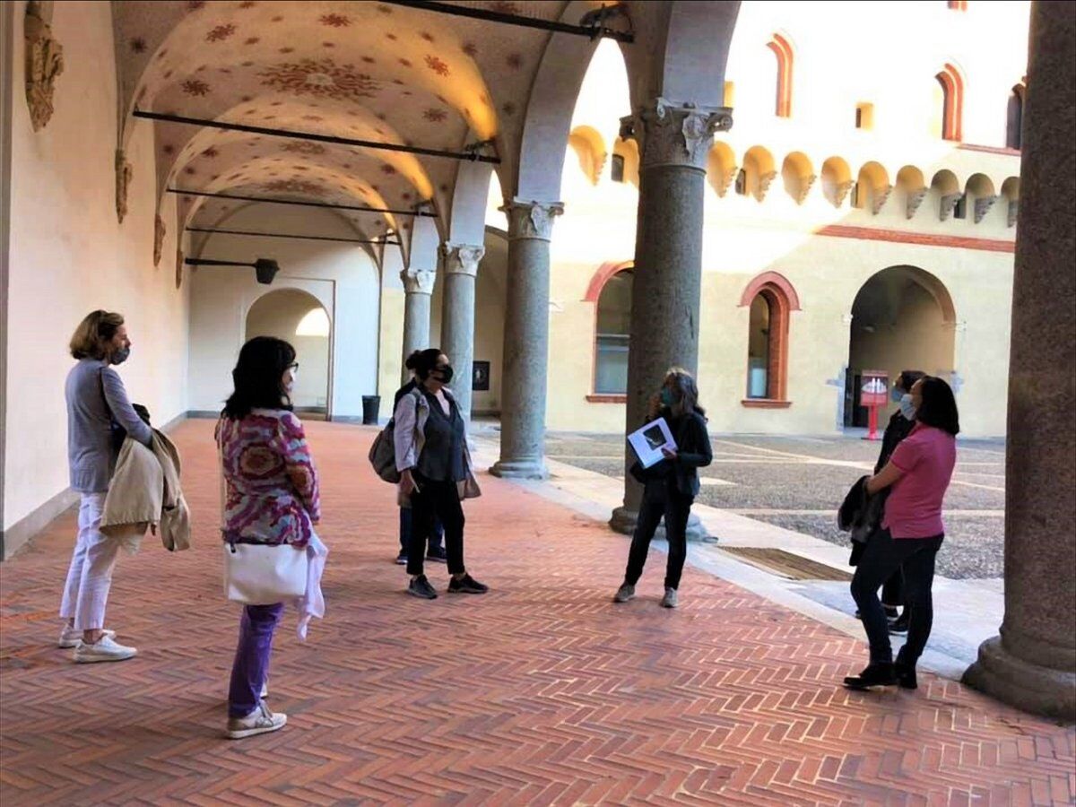 Passeggiata nella Milano delle Donne: Tra Artiste e Rivoluzionarie desktop picture