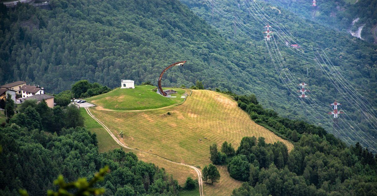 Trekking in Valsaviore: tra natura, malghe e sapori della tradizione desktop picture