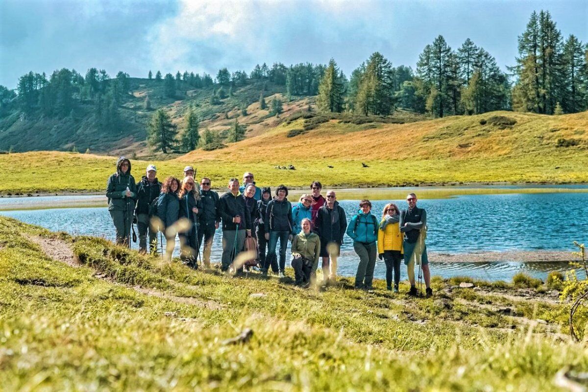 I Laghi del Sangiatto: Un Trekking dagli Scenari Pittoreschi desktop picture