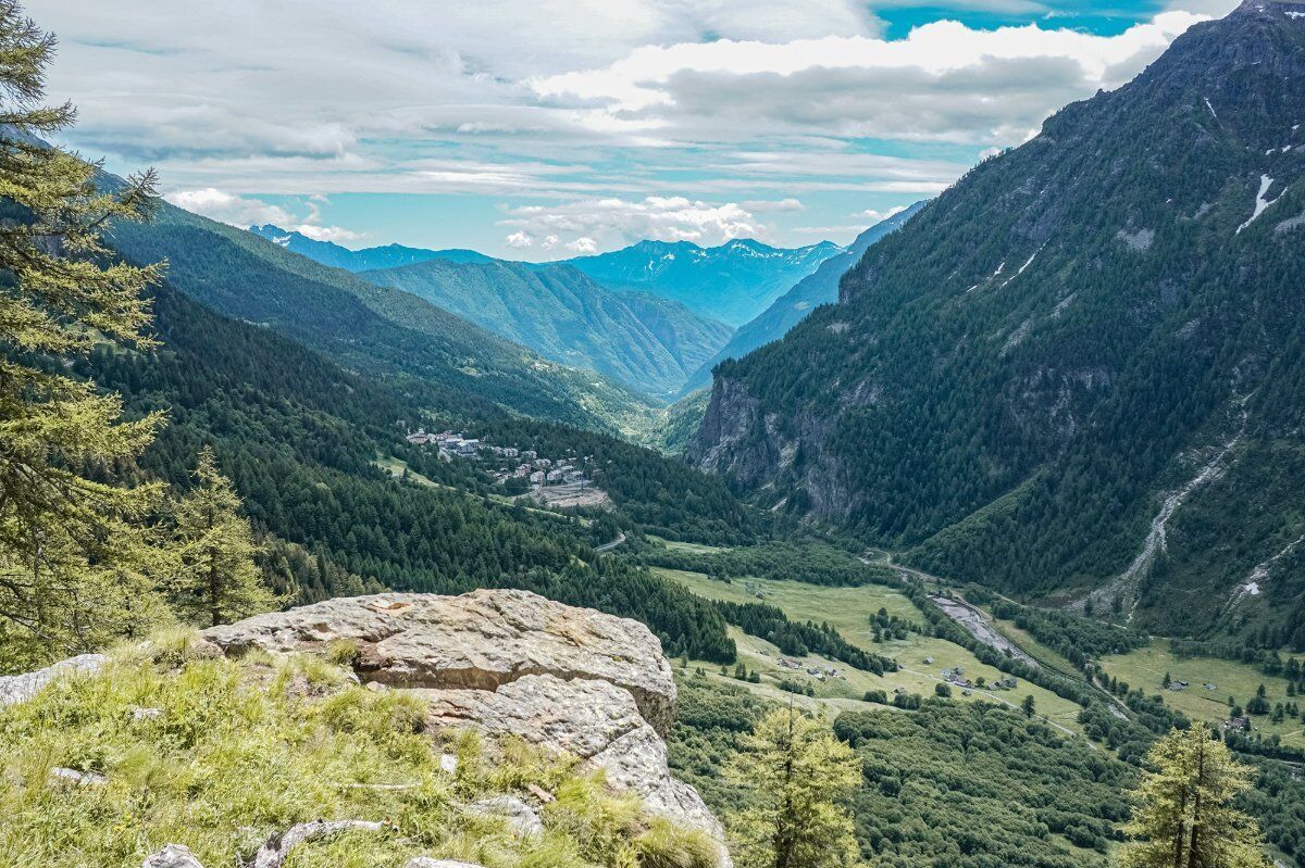 Lungo il Sentiero dei Fiori: L'Alpe Veglia desktop picture