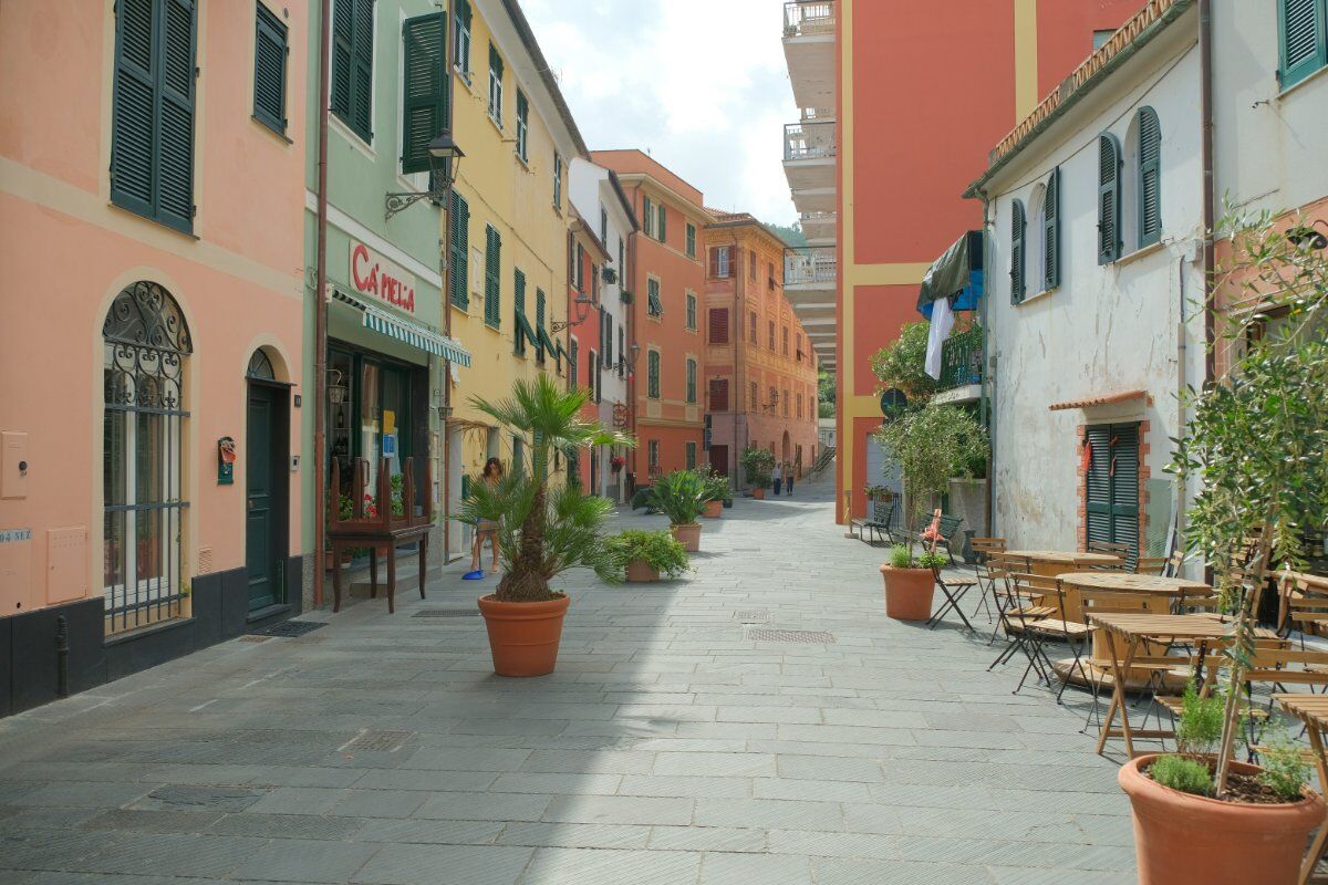 Passeggiata enogastronomica lungo le sponde dell'Entella Passeggiata enogastronomica lungo le sponde dell'Entella desktop picture