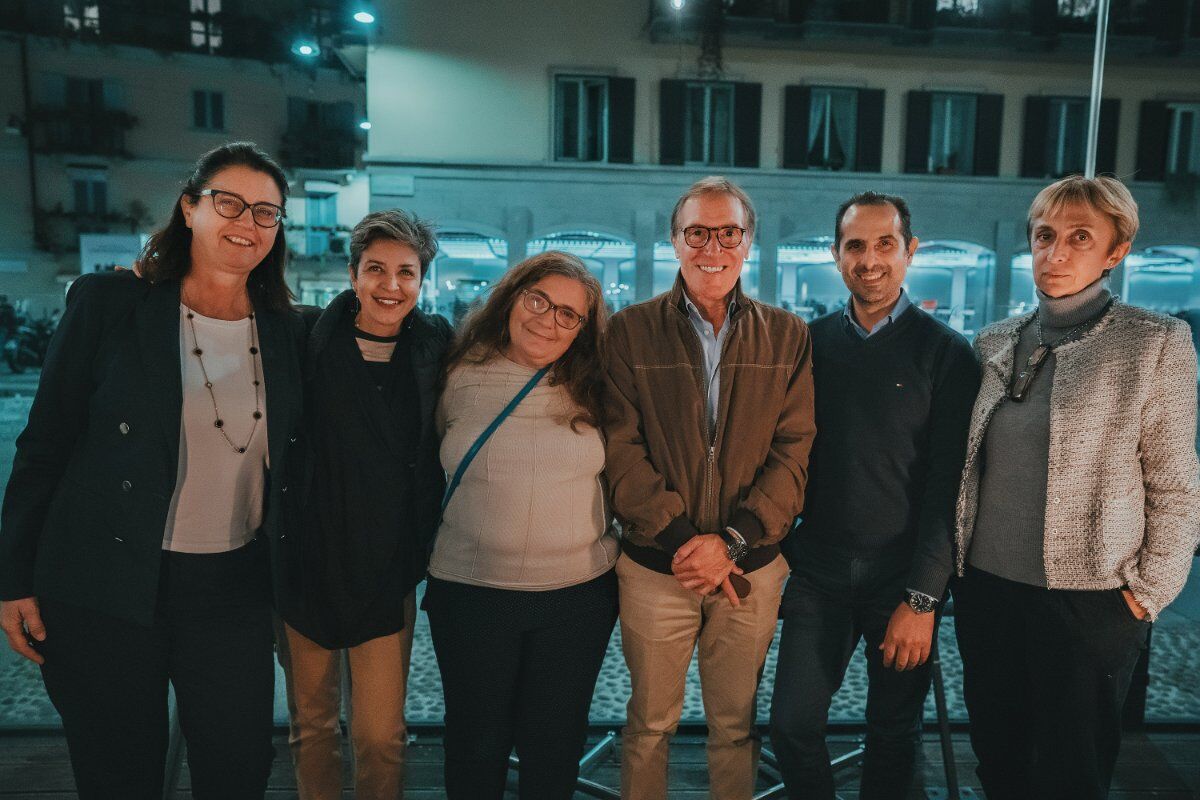 Aperitivo Meeters nel Cuore di Milano a Brera desktop picture