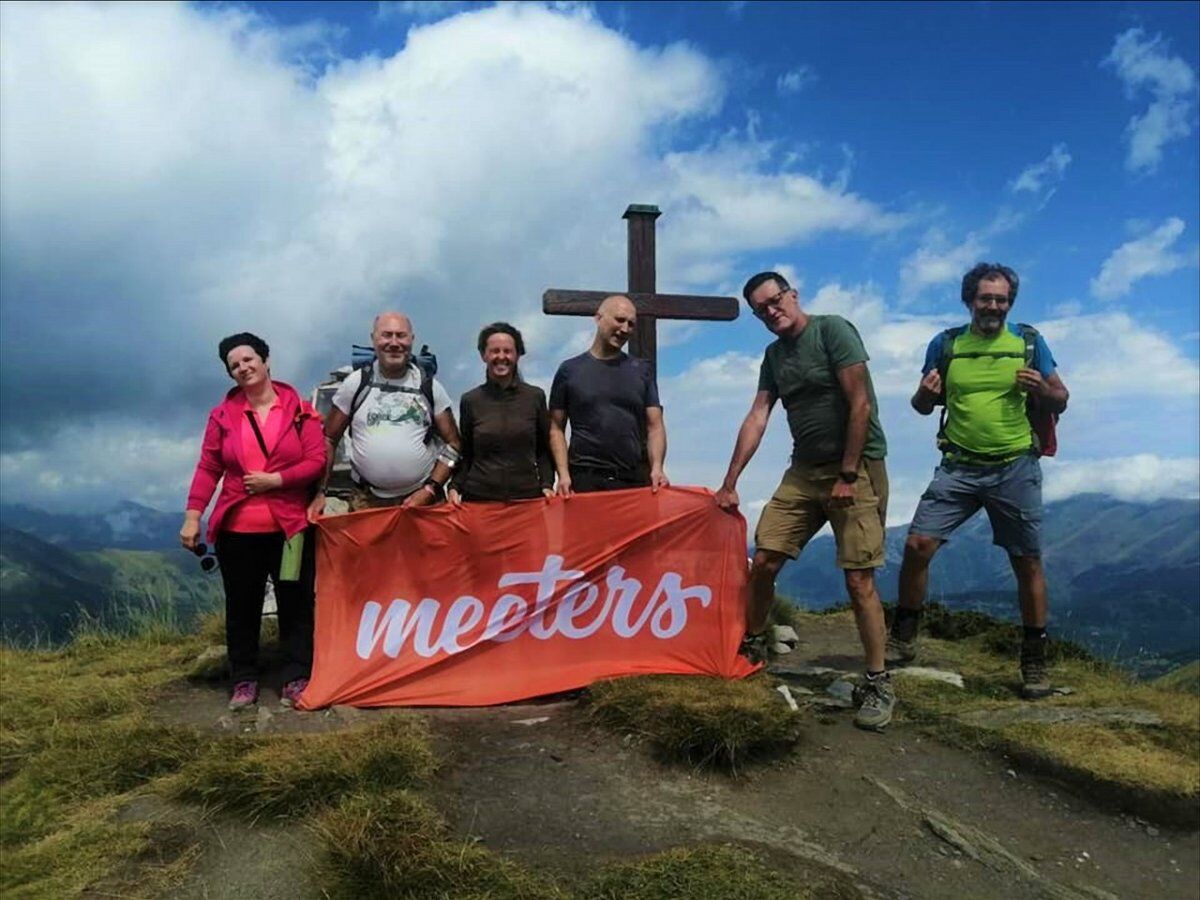 Trekking lungo la Via del Sale: tra panorami e antiche fortificazioni desktop picture