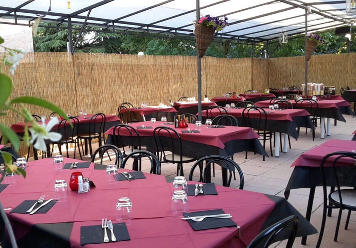 Passeggiata Serale con Pizzata tra i Castelli di Canossa Passeggiata Serale con Pizzata tra i Castelli di Canossa desktop picture