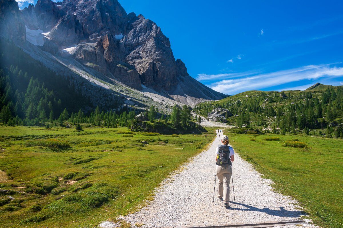 Quattro Giorni tra le Dolomiti Bellunesi Quattro Giorni tra le Dolomiti Bellunesi desktop picture