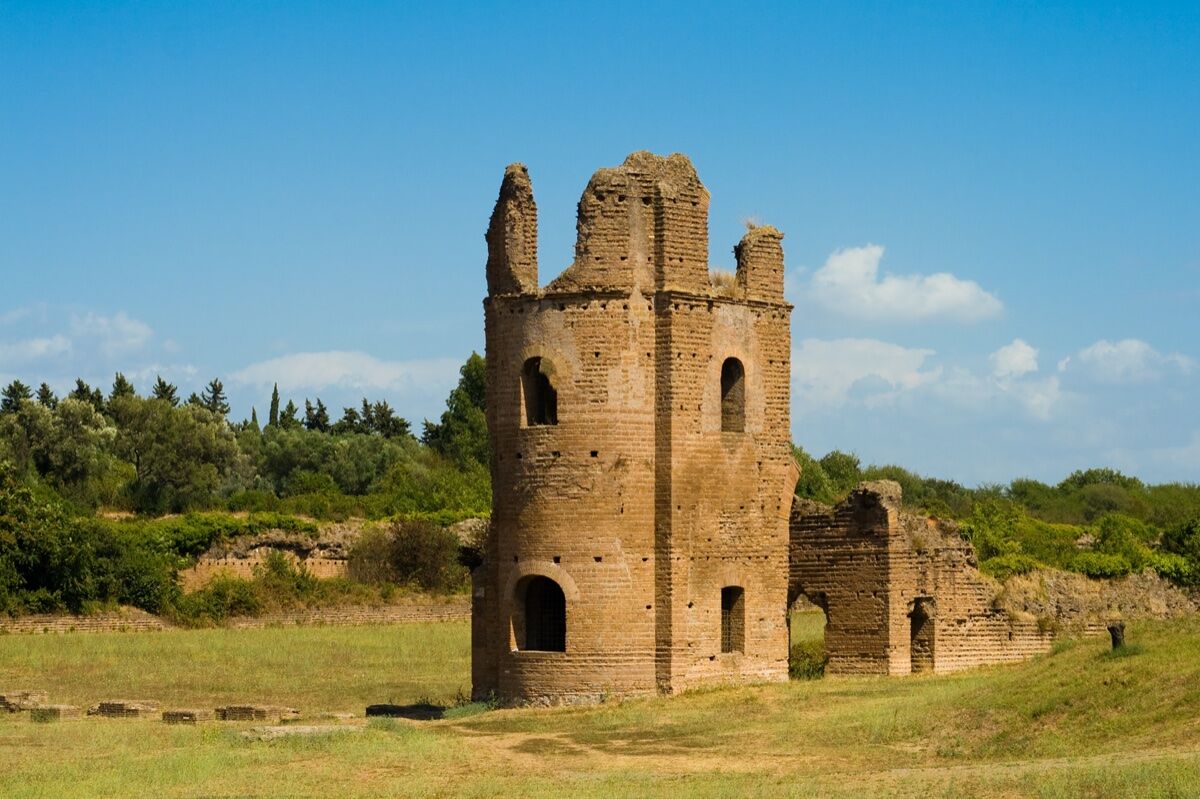 Festa della Donna: Passeggiata tra Appia Antica e Caffarella desktop picture