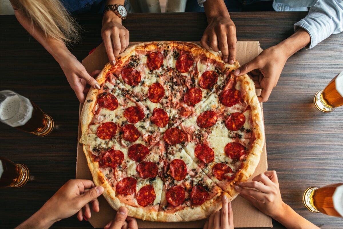 Pizzata a due Passi dai Navigli Pizzata a due Passi dai Navigli desktop picture
