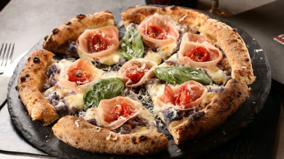Pizzata Meeters Gourmet a Napoli Pizzata Meeters Gourmet a Napoli desktop picture