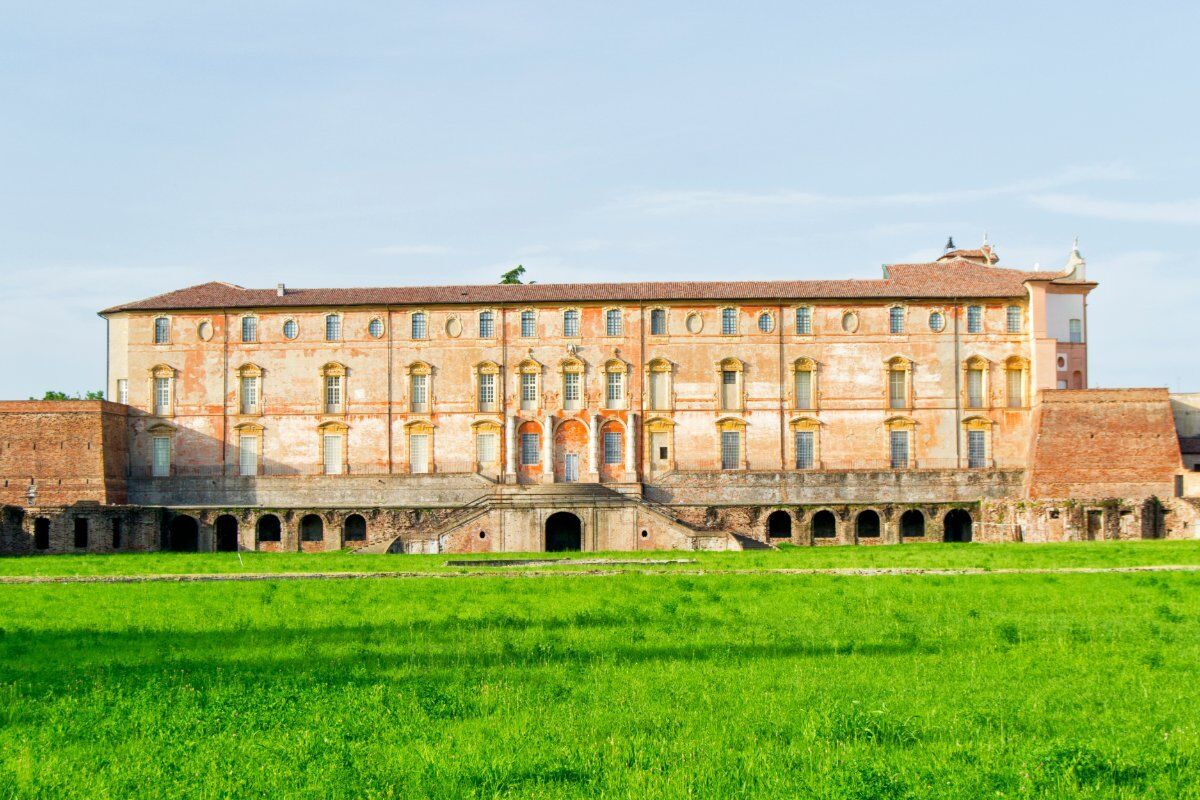 Tour Guidato al Palazzo Ducale di Sassuolo desktop picture