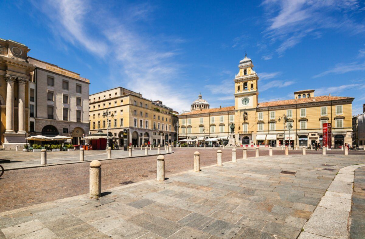 Tour Guidato a Parma: Il Palazzo della Pilotta desktop picture