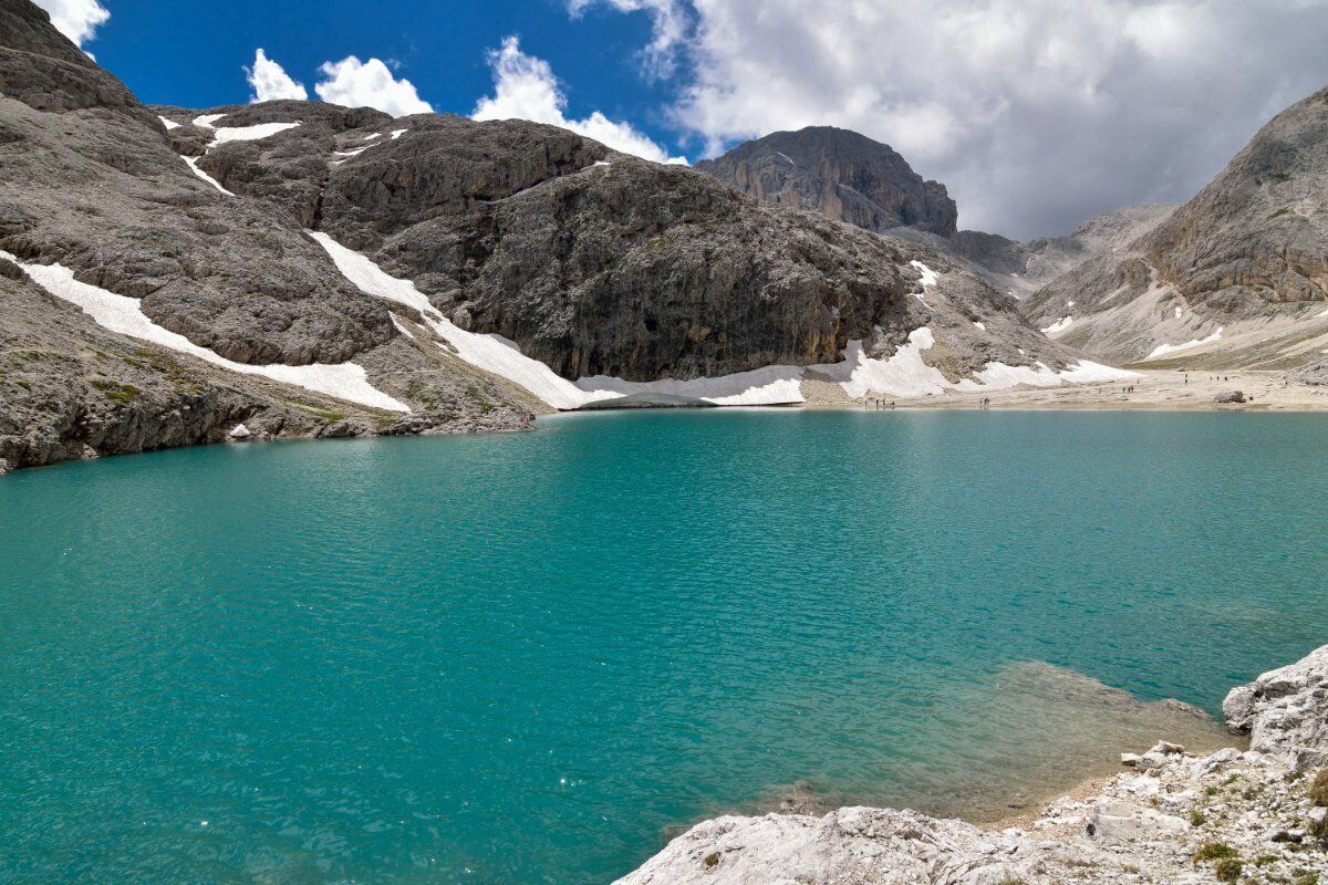 Weekend in Trentino: Trekking al Lago di Antermoia desktop picture