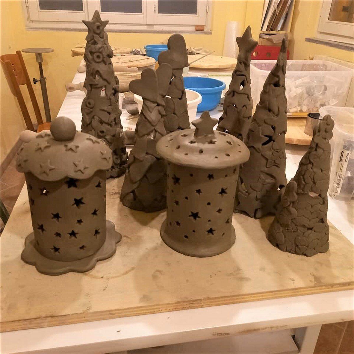 Corso Natalizio dai Maestri Ceramisti: Creiamo l’Albero di Natale! Corso Natalizio dai Maestri Ceramisti: Creiamo l’Albero di Natale! desktop picture