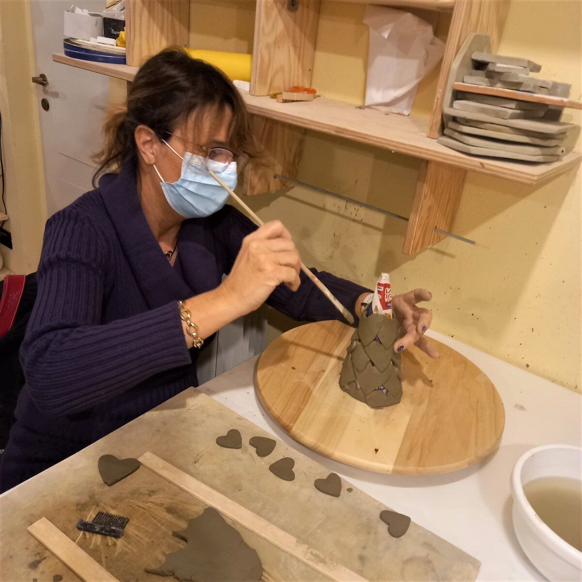 Corso Natalizio dai Maestri Ceramisti: Creiamo l’Albero di Natale! Corso Natalizio dai Maestri Ceramisti: Creiamo l’Albero di Natale! desktop picture