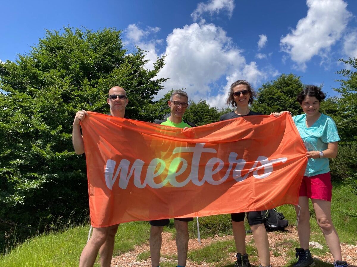Gli emozionanti sentieri dal Ponte Tibetano a Cima Campogrosso Gli emozionanti sentieri dal Ponte Tibetano a Cima Campogrosso desktop picture