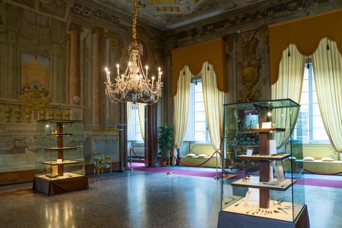 Lucca Barocca: Visita guidata a Palazzo Pfanner desktop picture