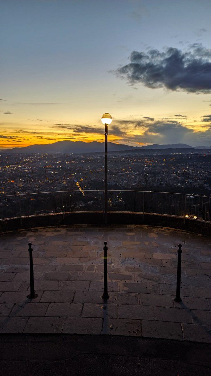 Tramonto a Montecatini Alto: Passeggiata e Pizza nel Borgo Medievale Tramonto a Montecatini Alto: Passeggiata e Pizza nel Borgo Medievale desktop picture