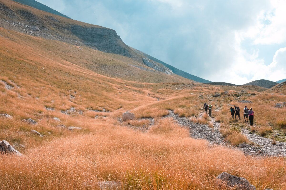 Parco Naturale dei Monti Sibillini: Il Sentiero dei Mietitori desktop picture