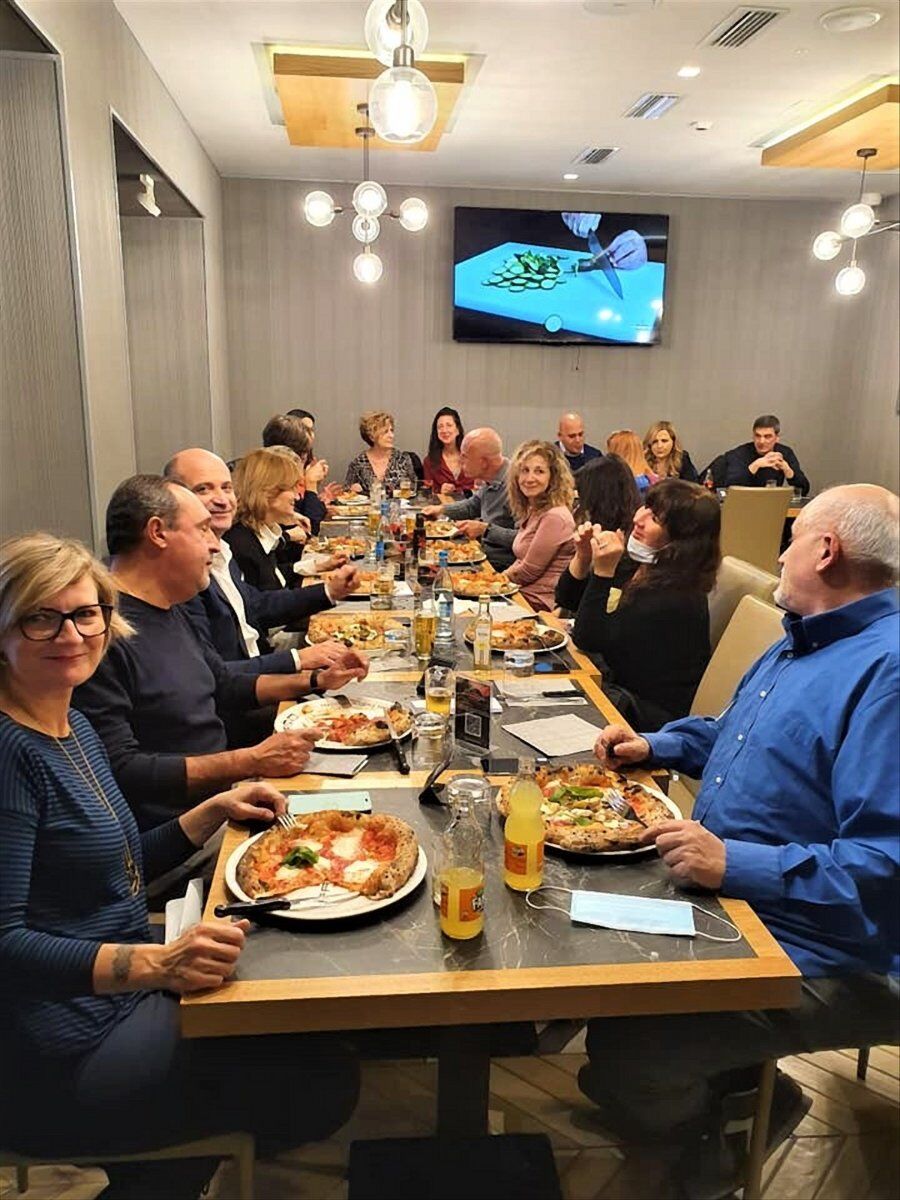 Festa dei Single: Pizzata nel Cuore di Milano Festa dei Single: Pizzata nel Cuore di Milano desktop picture