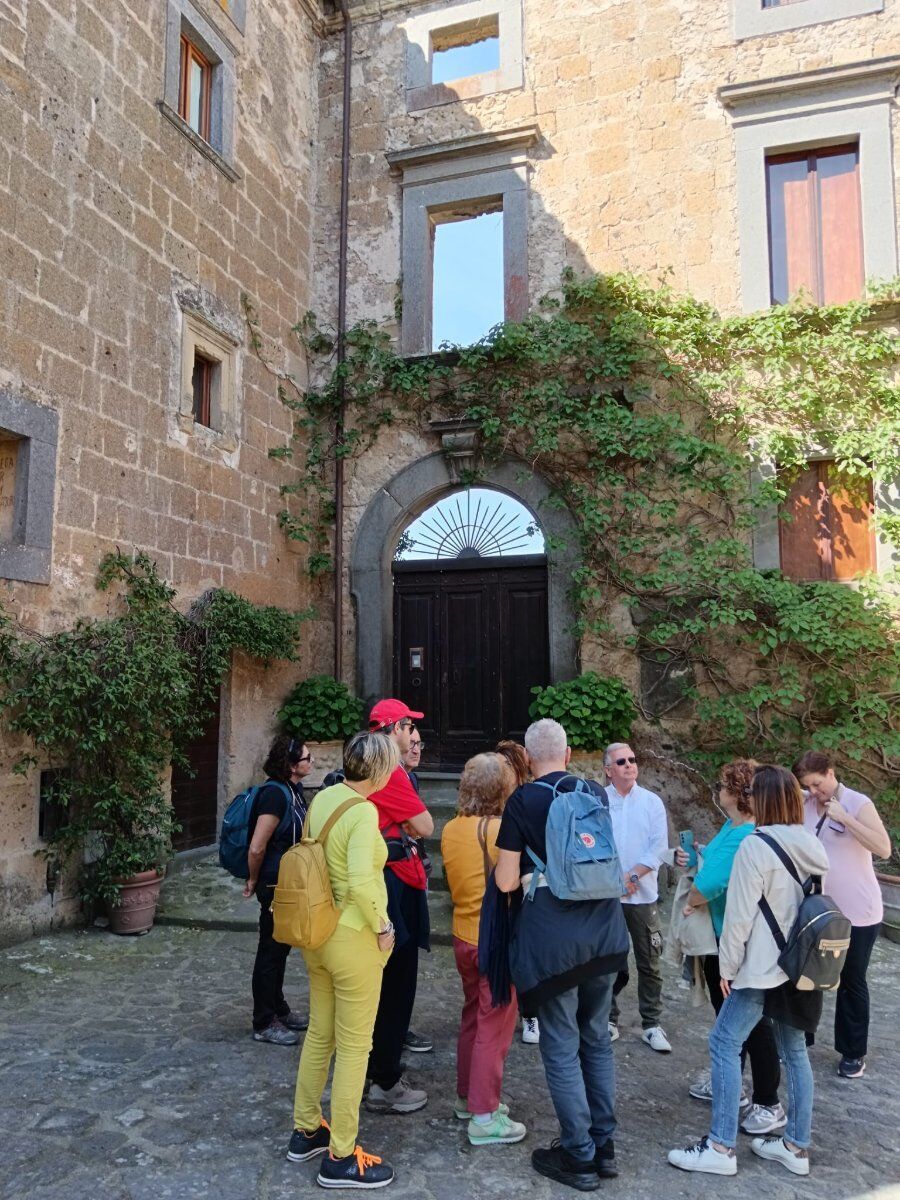 Weekend nel cuore della Tuscia: Viterbo, Bolsena e Civita di Bagnoregio Weekend nel cuore della Tuscia: Viterbo, Bolsena e Civita di Bagnoregio desktop picture