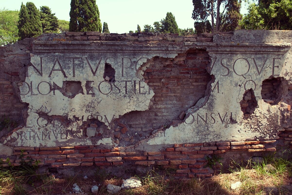 Tour di Ostia Antica: Il Porto della Capitale dell'Impero desktop picture