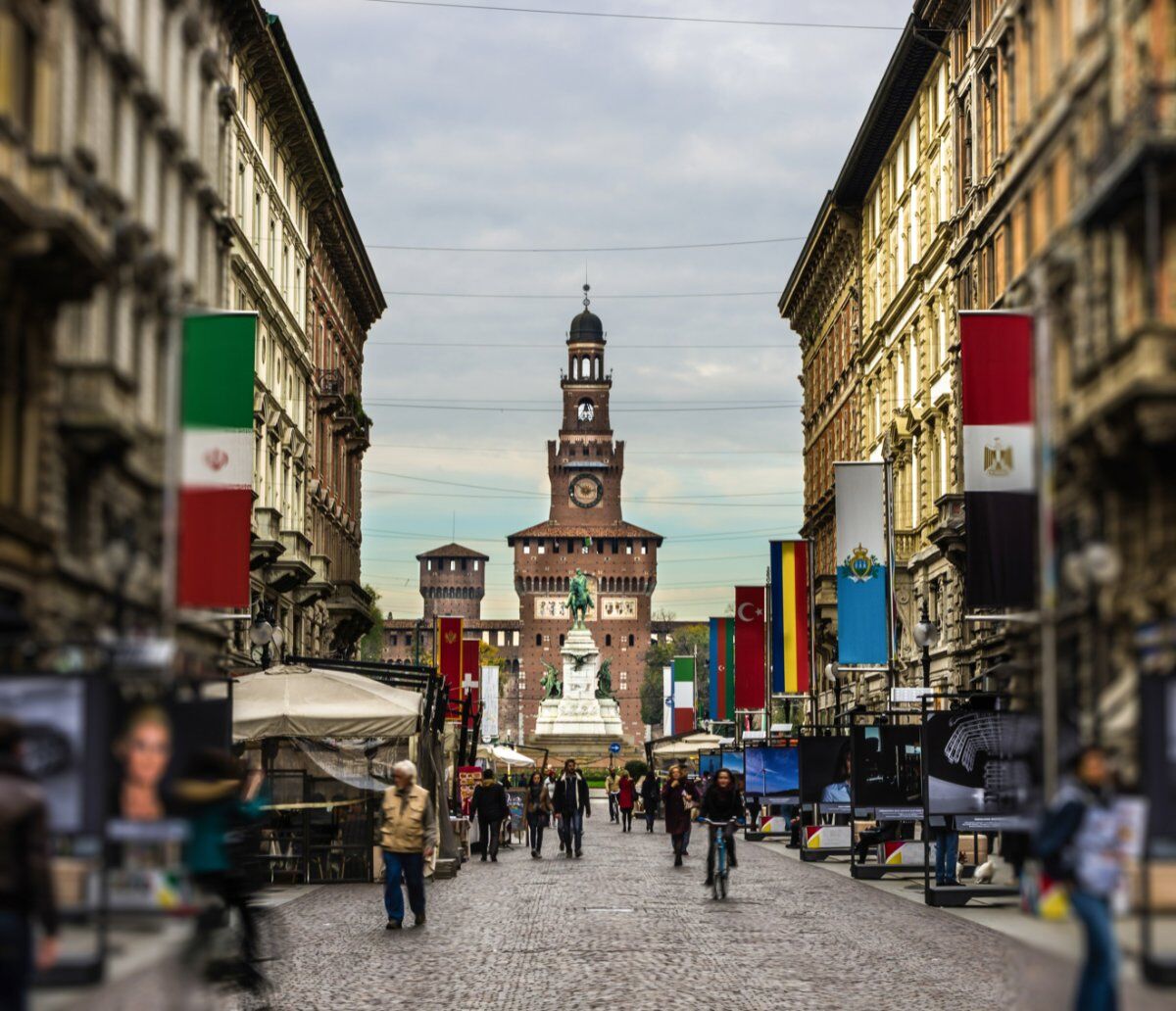 Halloween nel cuore di Milano: Tour tra fantasmi e delitti efferati Halloween nel cuore di Milano: Tour tra fantasmi e delitti efferati desktop picture