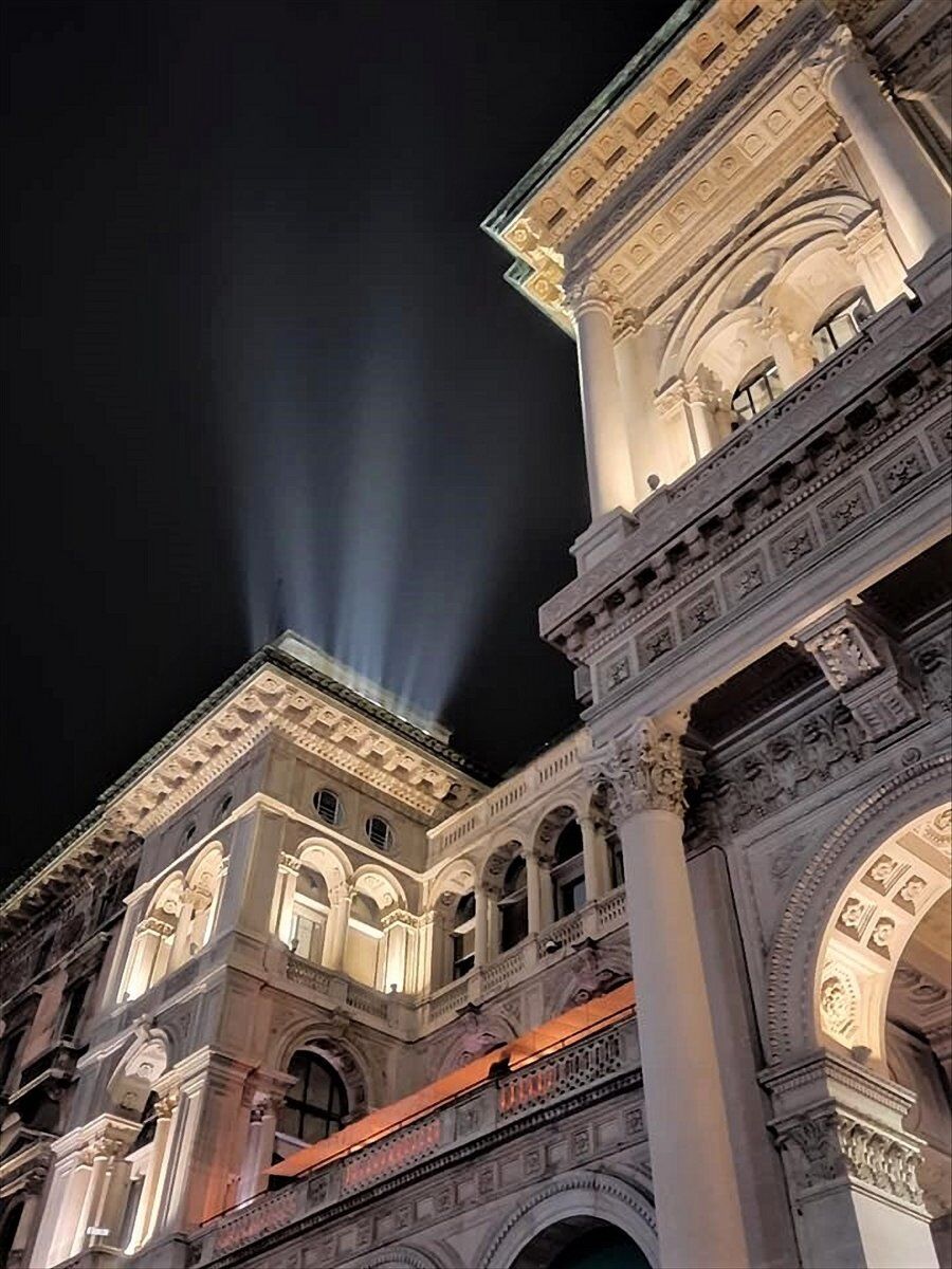 Halloween nel cuore di Milano: Tour tra fantasmi e delitti efferati desktop picture