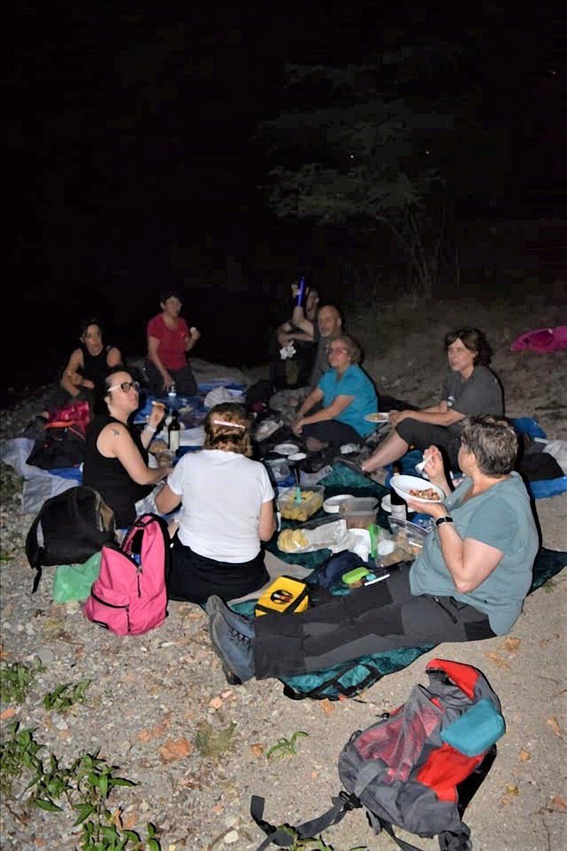 Passeggiata e cena al sacco al chiaro di luna nel Parco del Lura desktop picture