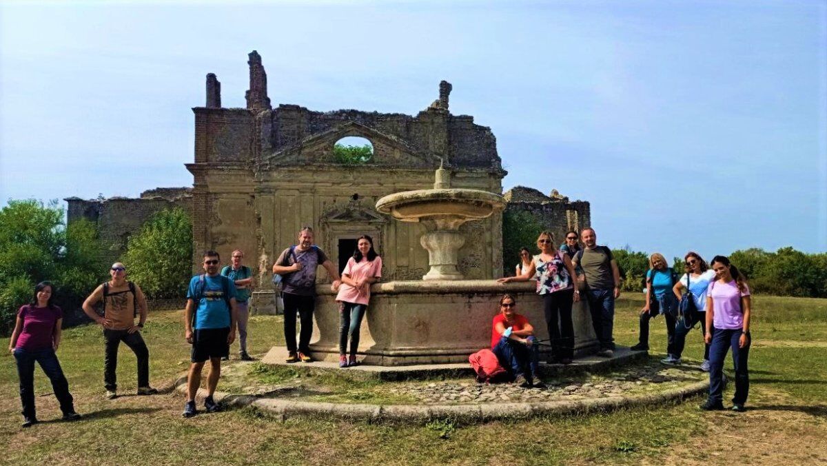 Escursione nella Riserva Naturale e Città Perduta di Antica Monterano desktop picture